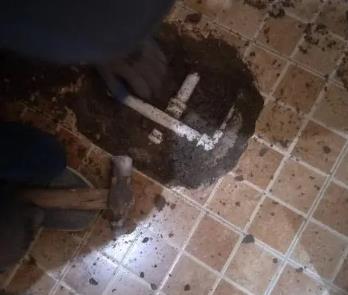 奎文卫生间漏水维修公司为您分享下卫生间渗水如何处理及注意事项